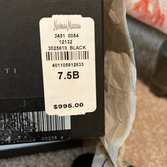 Stunning Giuseppe Zanotti heels! Worn once. - Picture 7 of 8